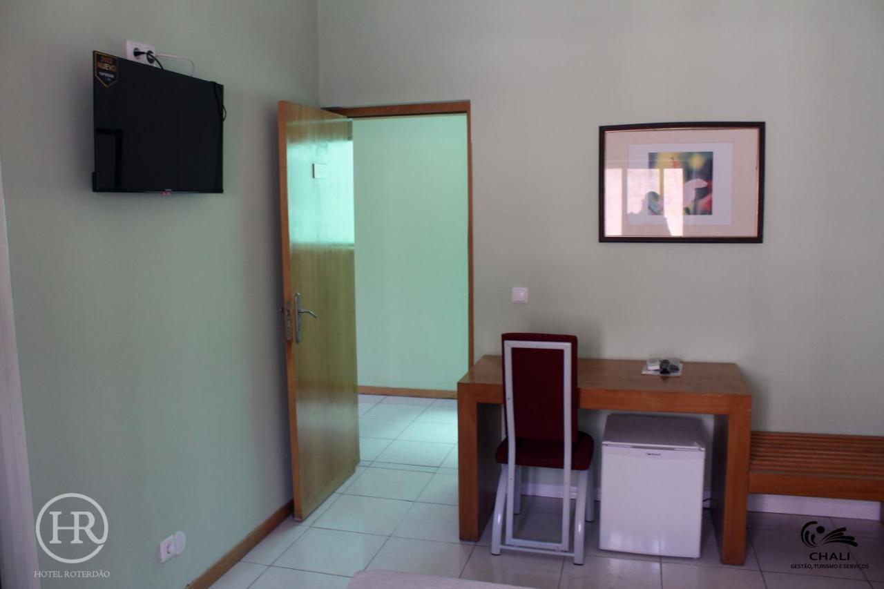 Hotel Roterdao "Under New Management" Прая Екстериор снимка