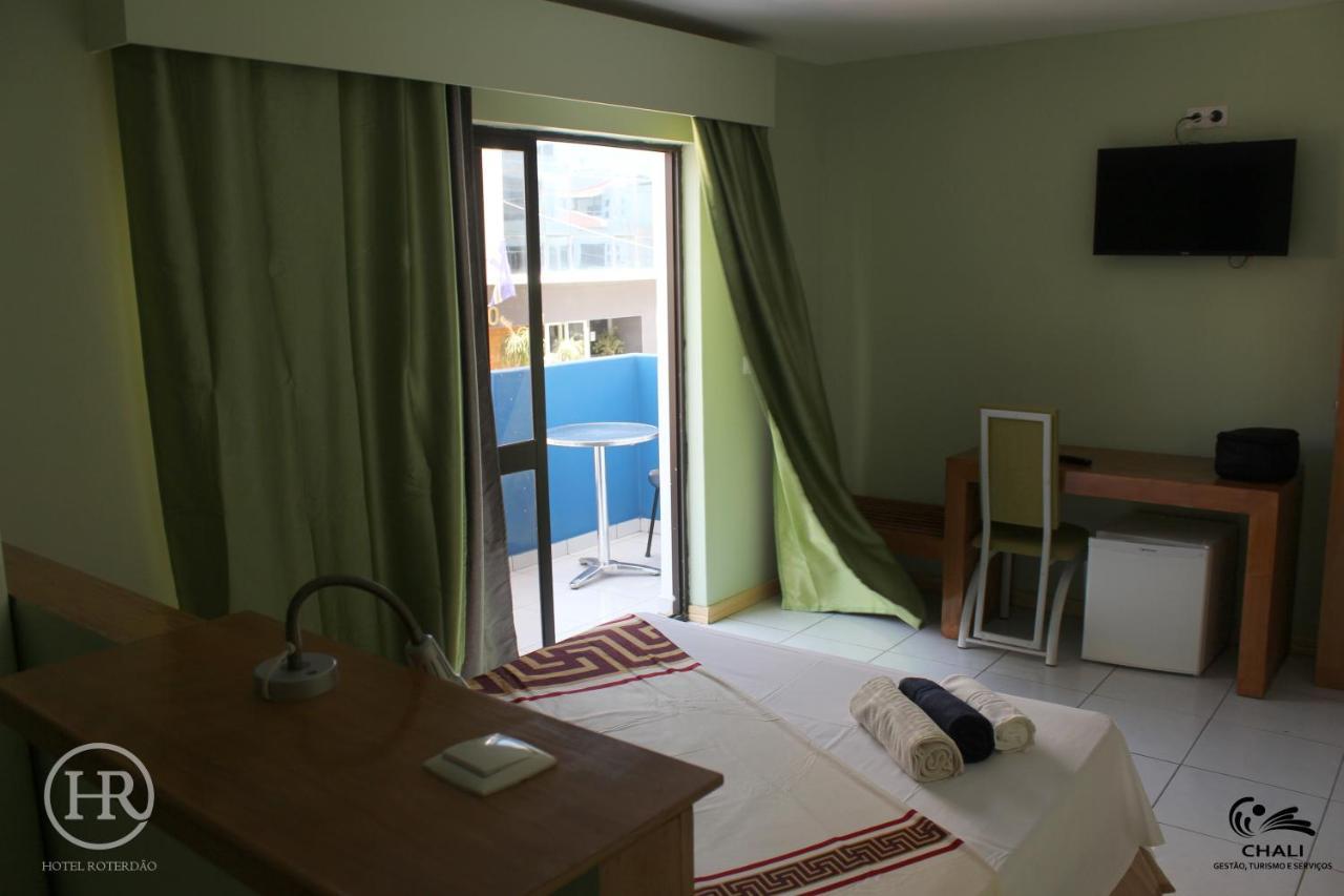 Hotel Roterdao "Under New Management" Прая Екстериор снимка
