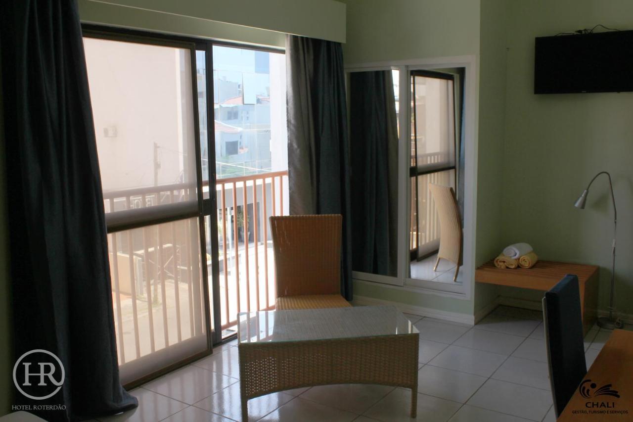 Hotel Roterdao "Under New Management" Прая Екстериор снимка