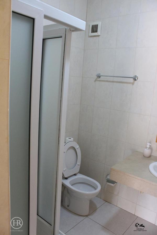 Hotel Roterdao "Under New Management" Прая Екстериор снимка