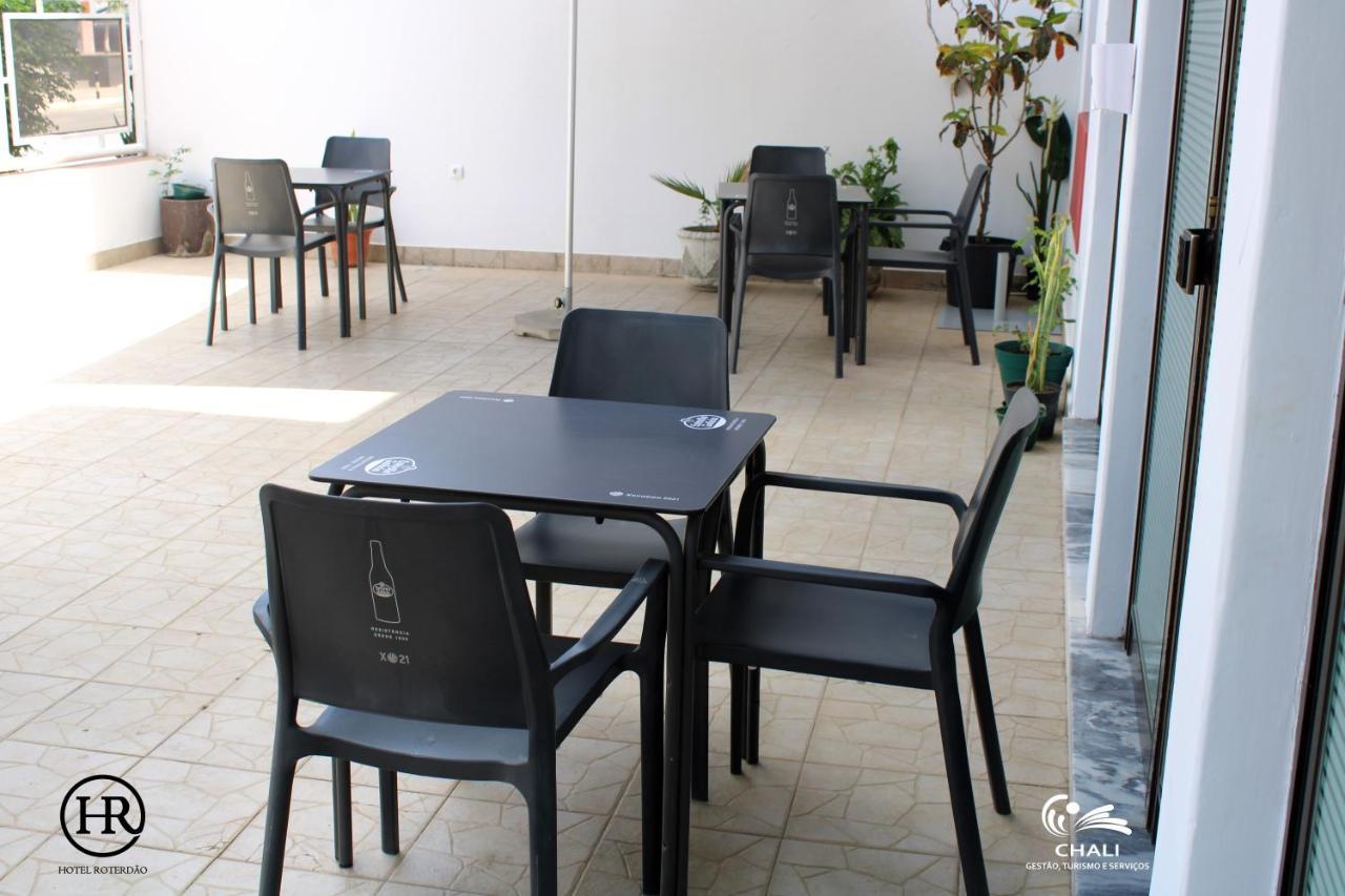 Hotel Roterdao "Under New Management" Прая Екстериор снимка