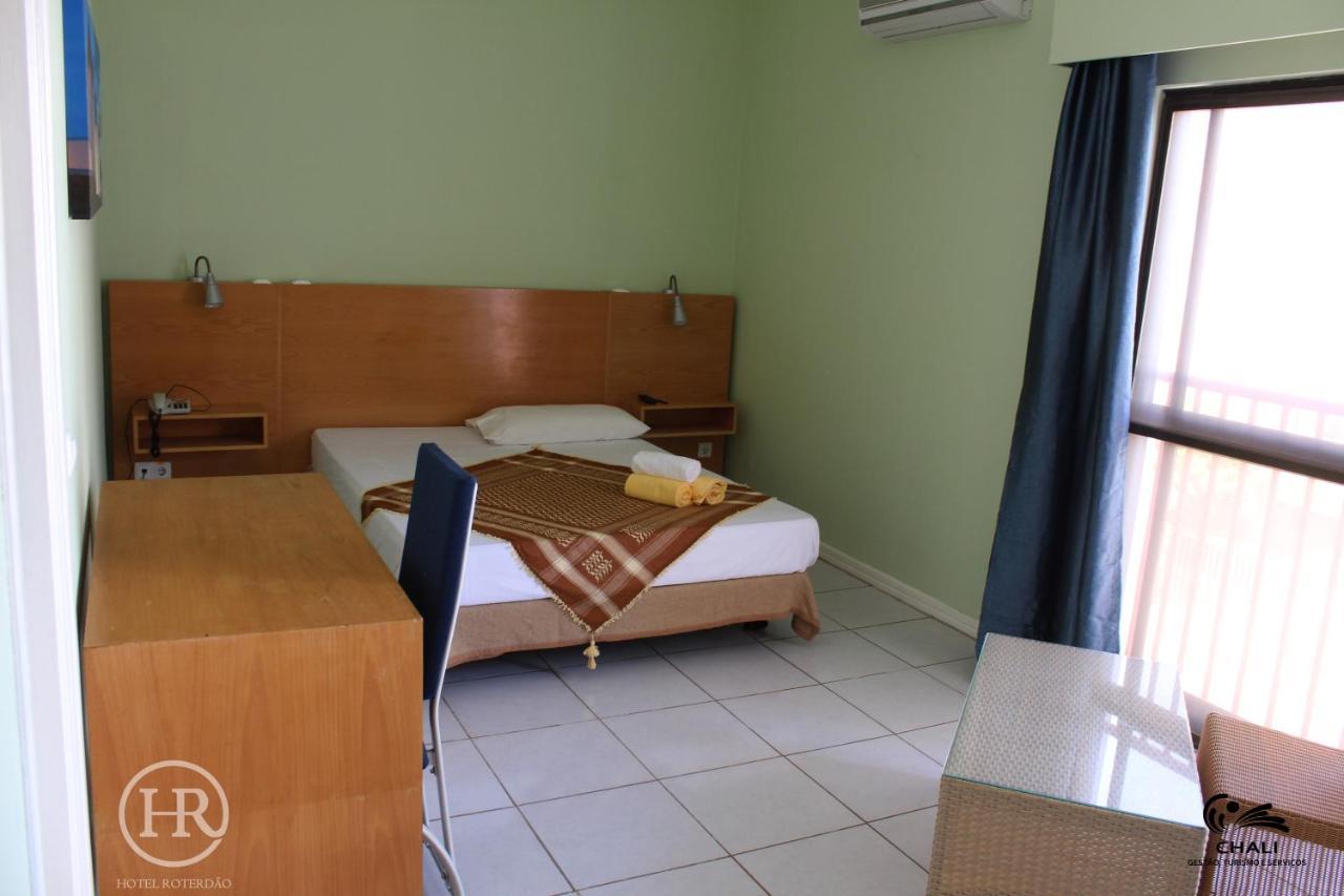 Hotel Roterdao "Under New Management" Прая Екстериор снимка